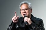 NVIDIA CEO黄仁勋现场接特朗普来电，折叠屏成焦点